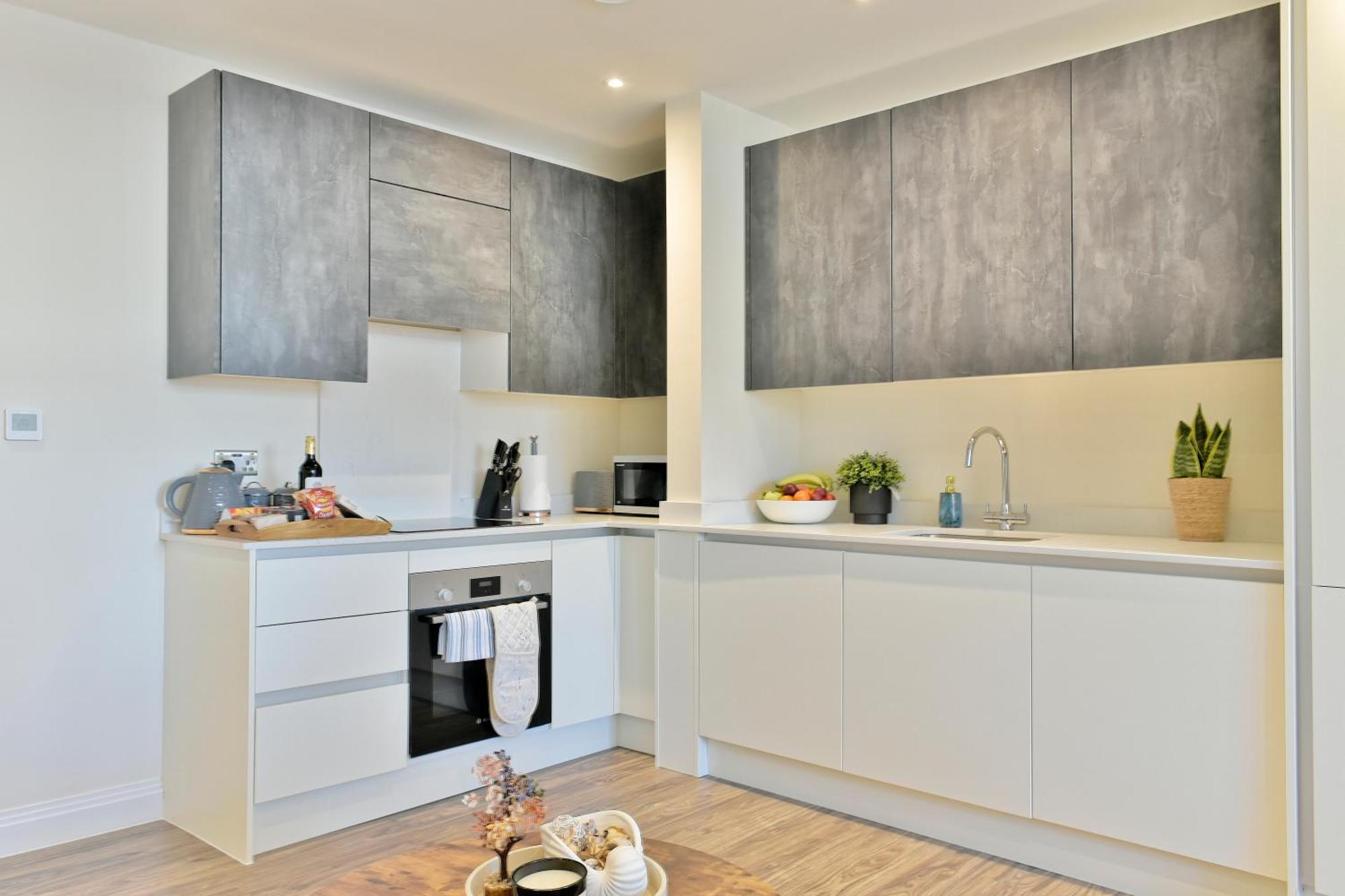 Stunning Apartment Near Citycentre & Oracle レディング エクステリア 写真
